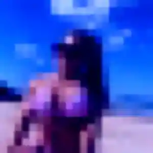 Photo de Isabelle à Saint-Germain-Lespinasse (45 ans) - rencontre cougar anonyme