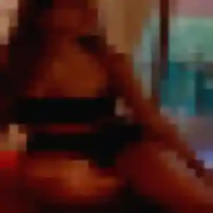 Photo de Marthe à Saint-Just-Luzac (42 ans) - rencontre cougar anonyme