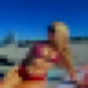 Nathalie, femme de 36 ans propose rencontre cougar à Saint-Laurent-de-Terregatte