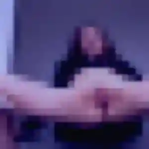 Edith, 39 ans, en ligne à Saint-Lormel pour un rencontre cougar