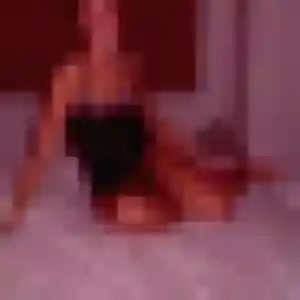 Rencontre Karine, 54 ans à Saint-Martin-de-Londres en privé