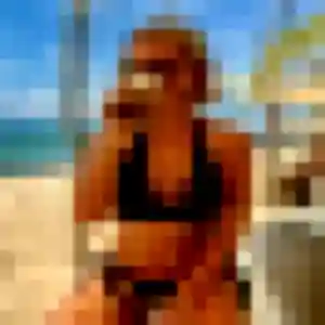 Photo de Suzanne à Saint-Maximin (41 ans) - rencontre cougar discret