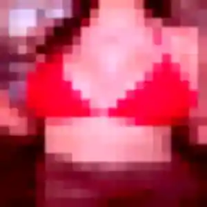 Découvre Cecile, 35 ans à Saint-Romain-sur-Cher en privé