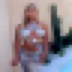 Photo sexy de Monique, 35 ans à Saint-Servant - plan discret