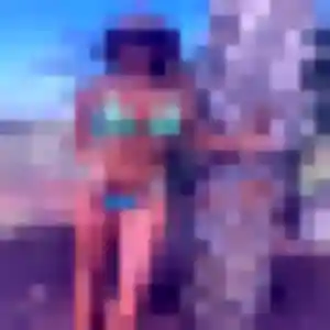 Photo de Elisabeth à Saint-Vit (48 ans) - rencontre cougar anonyme