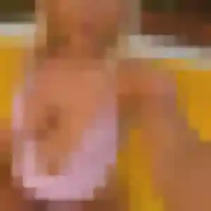 Photo privée de Evelyne, 40 ans à Suippes - plan discret