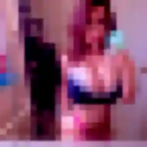 Charmante Delphine, 37 ans à Torcé-Viviers-en-Charnie - la contacter