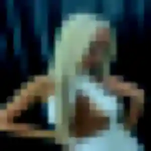 Anne-Claire de Tournon-sur-Rhône, 42 ans - rencontre cougar discret