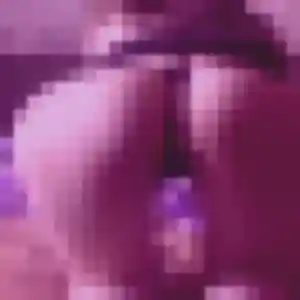 Photo de Corinne à Vals-les-Bains (36 ans) - rencontre cougar sans inscription