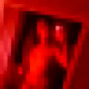 Emmanuelle, 35 ans, connectée à Villers-Saint-Frambourg-Ognon pour un rencontre cougar