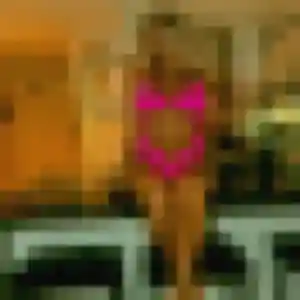 Huguette, 48 ans, cherche un rencontre cougar à Warhem